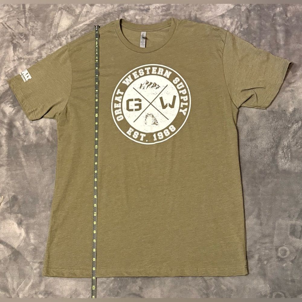Men’s DeWalt Green Great Western T-Shirt with American Flag Sz XL
